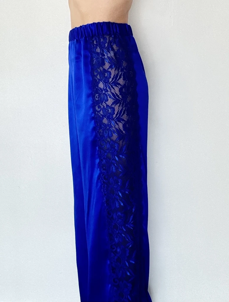 Pantalon_en_soie_royal3.webp