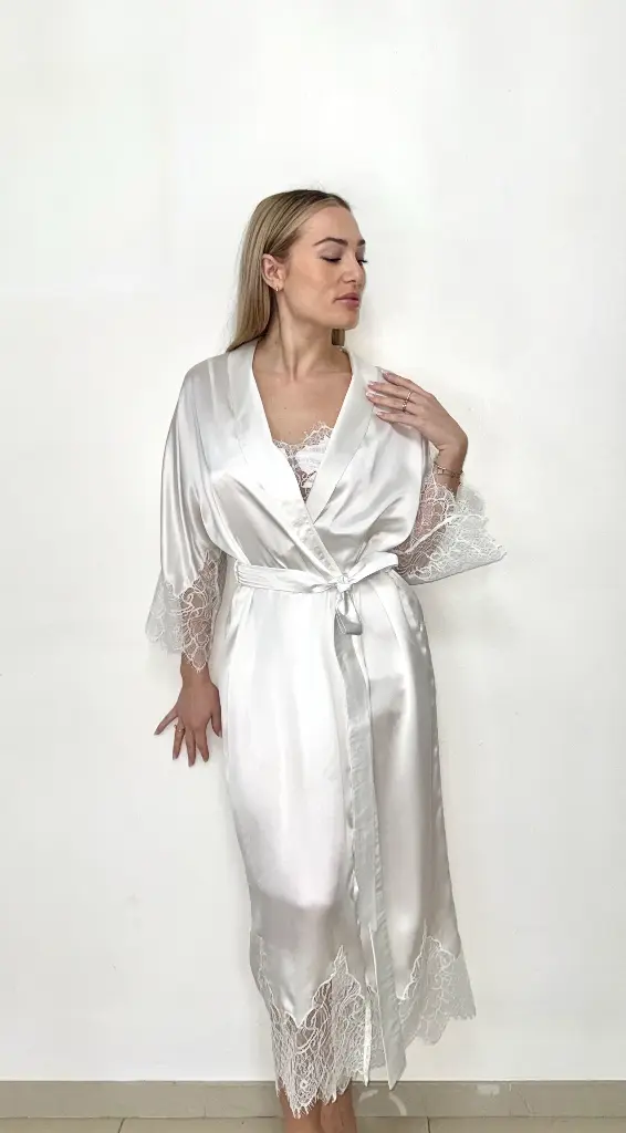 Kimono en soie blanc