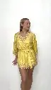 Kimono en soie jaune